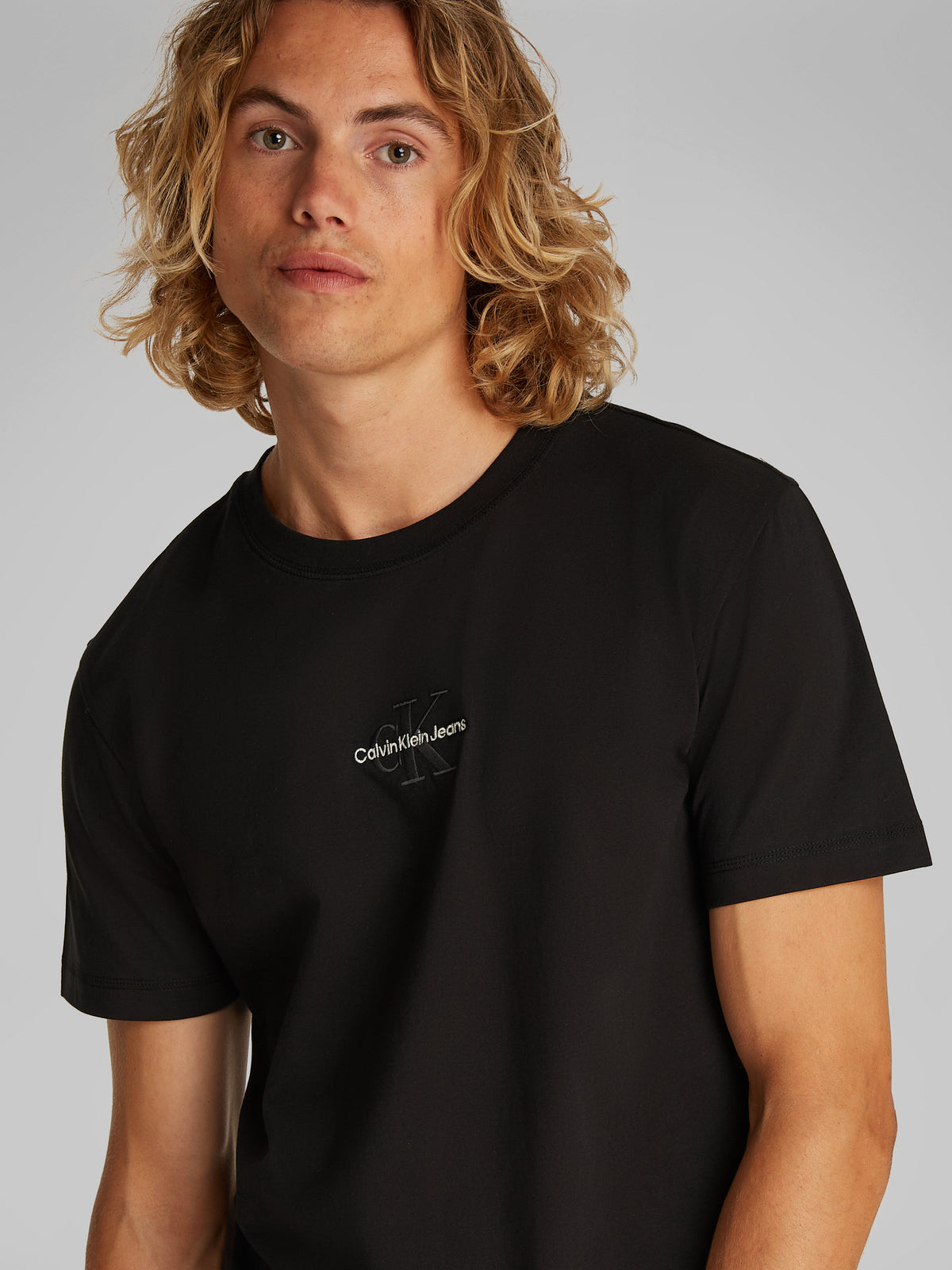 monologo tee