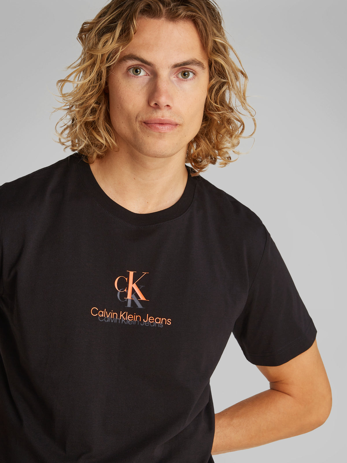 shadow logo tee