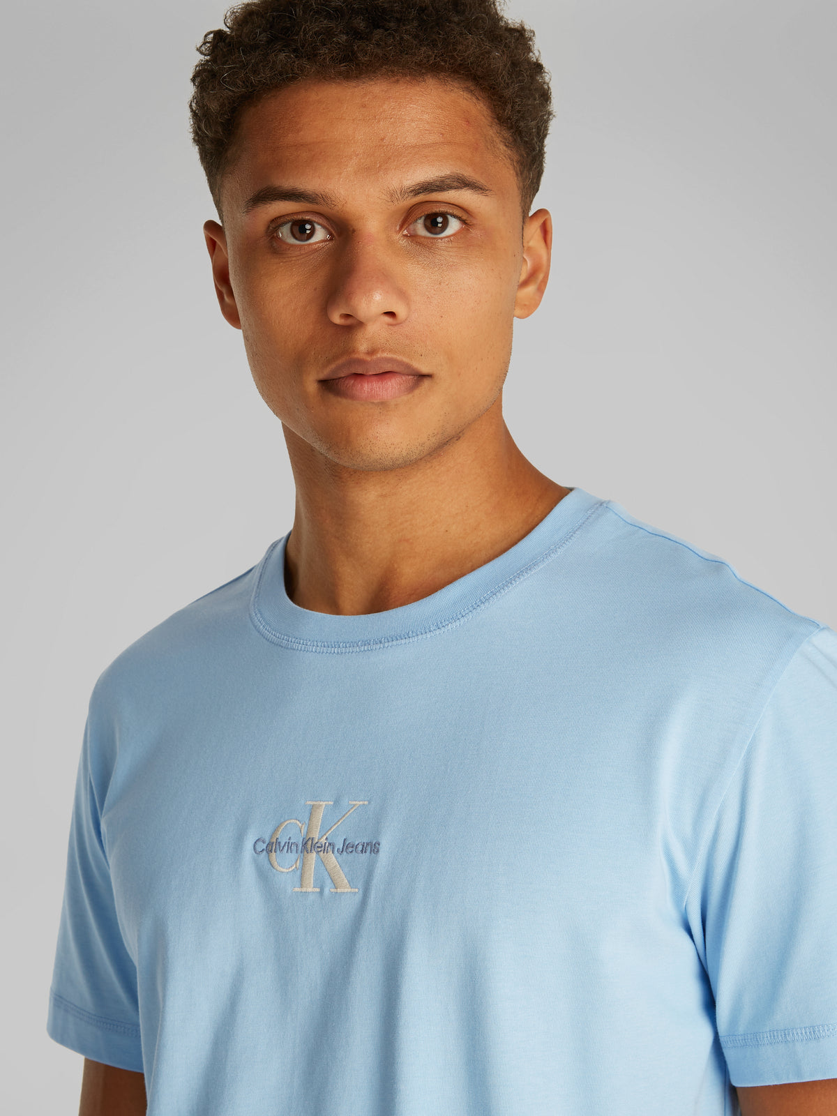 monologo tee