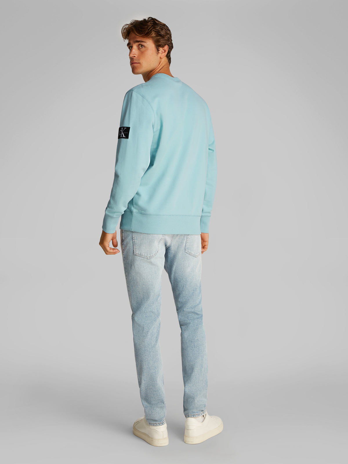 Badge Crew neck Sweater