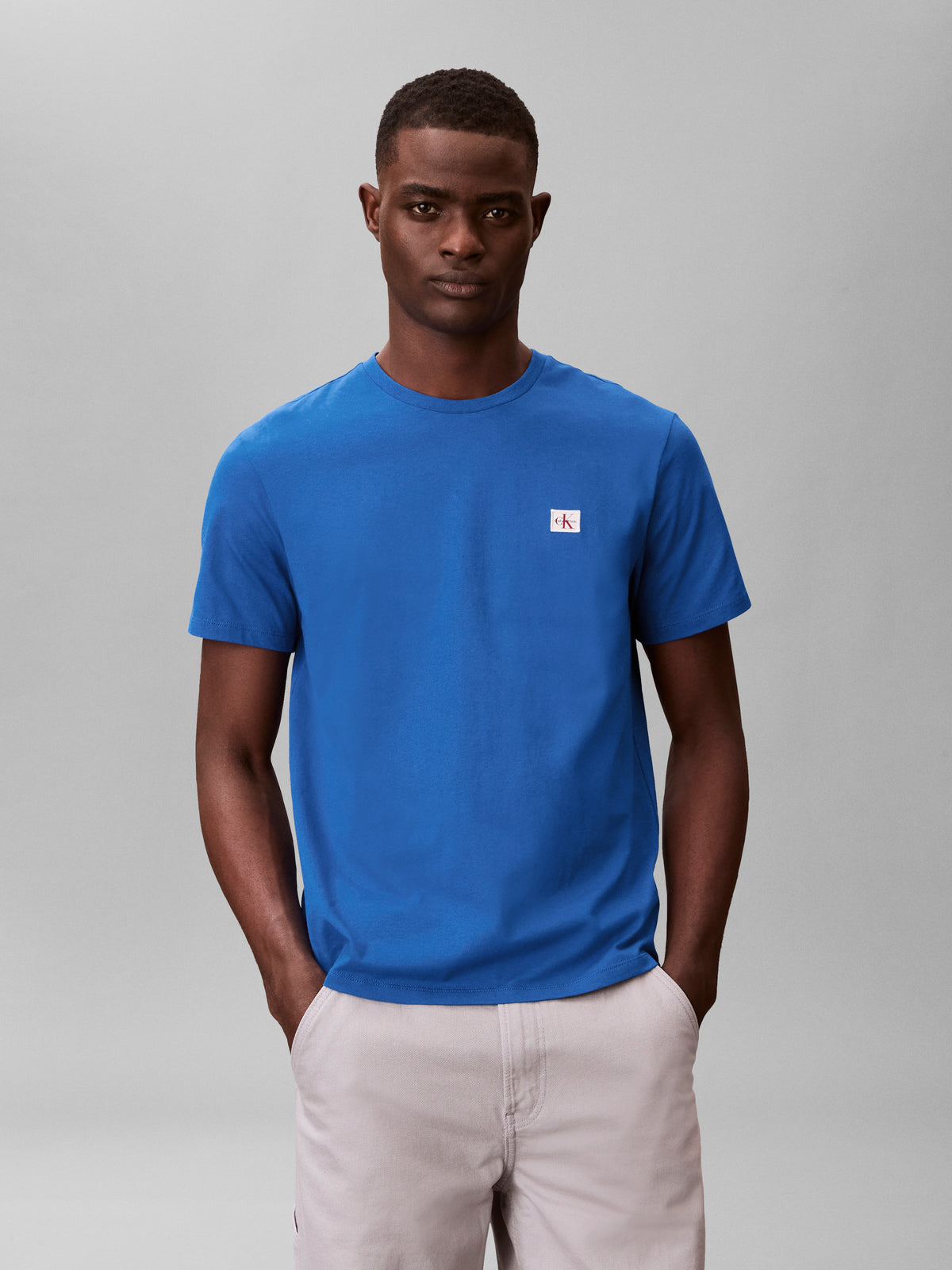 Micro Monologo Tee