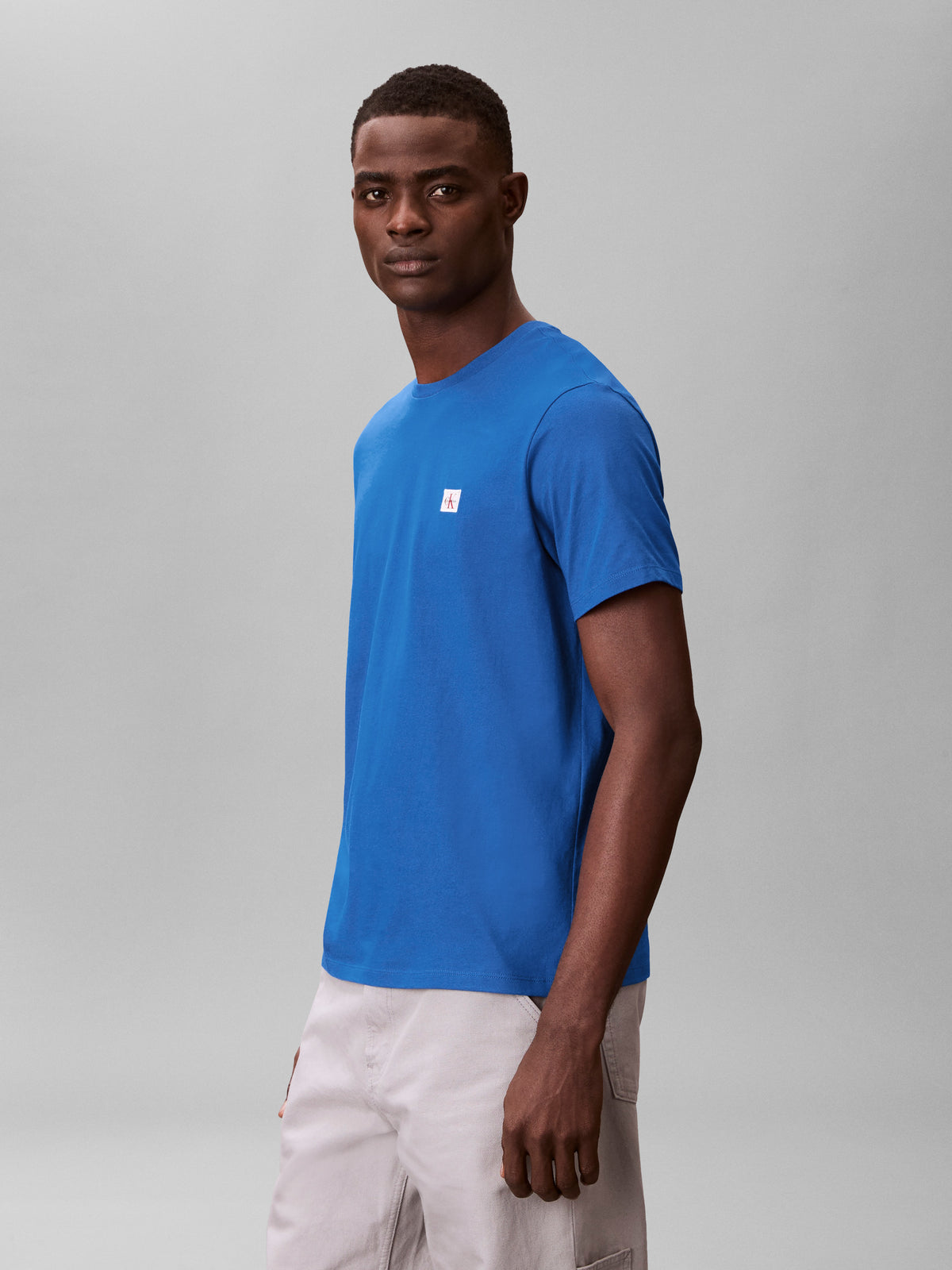 Micro Monologo Tee