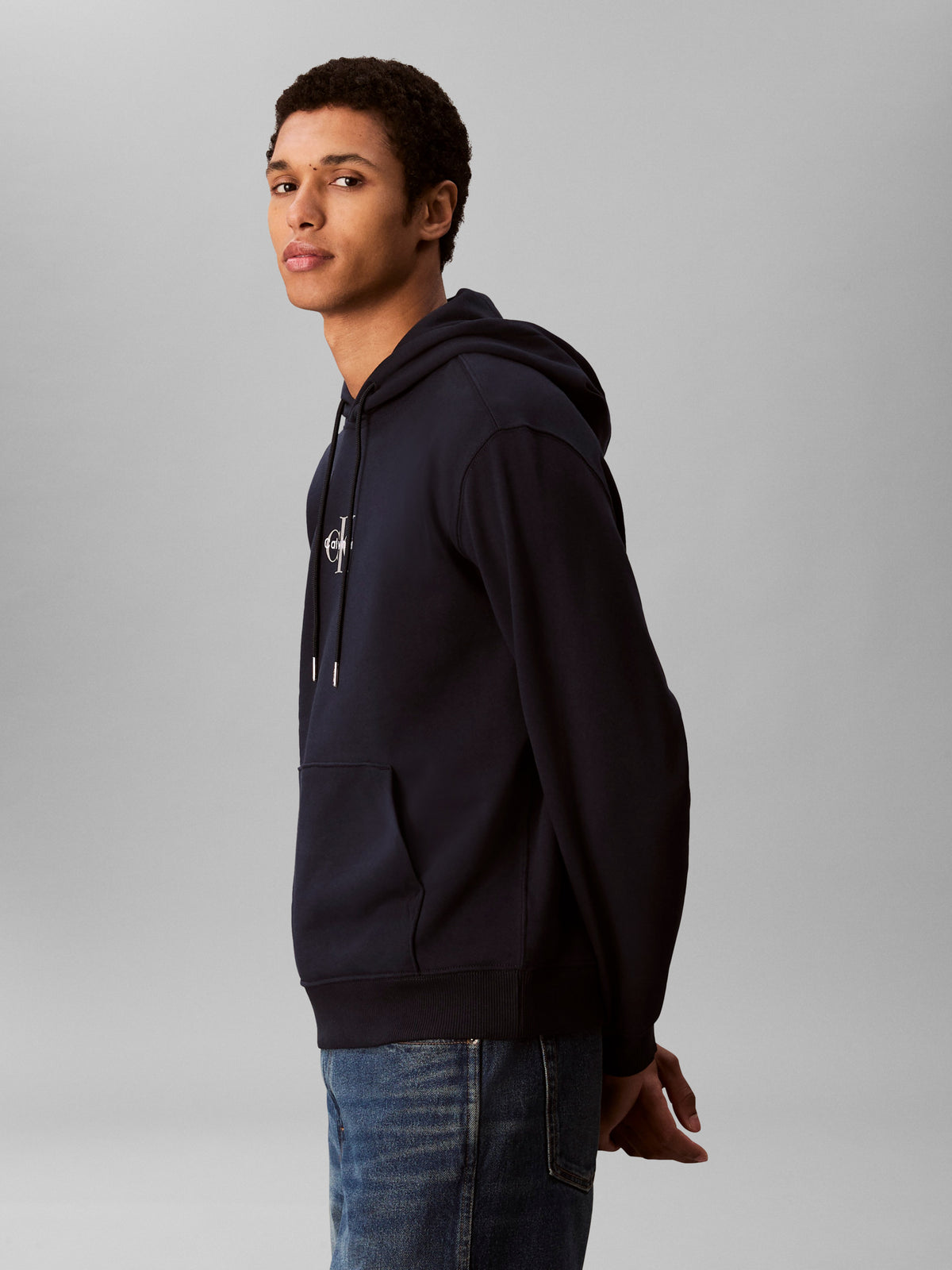 micro monologo hood