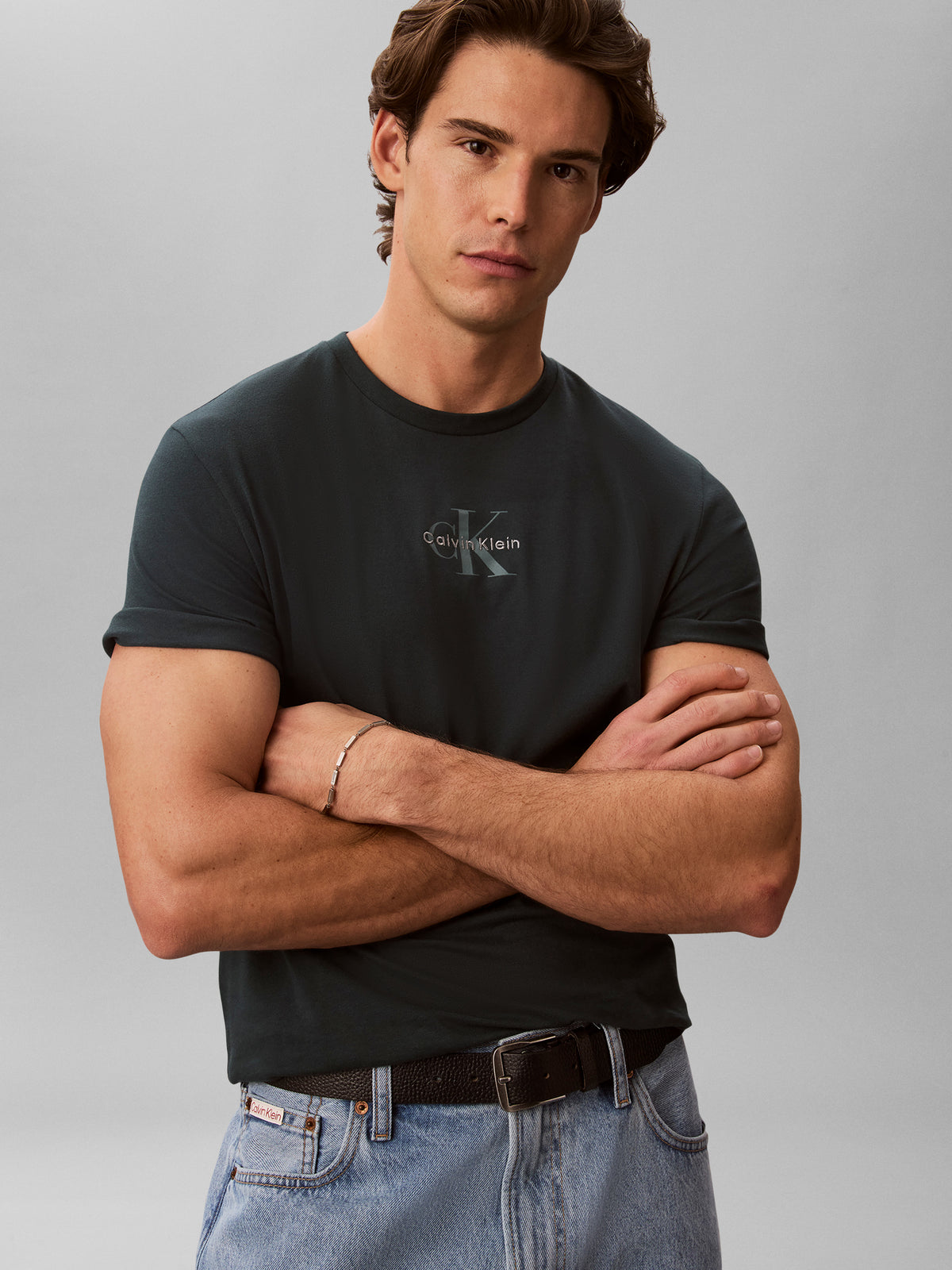 Micro Monologo Tee