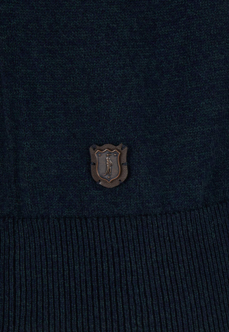 Sixth Sense Cash Crew Neck Sweater combines understated elegance with everyday comfort, making it a versatile knitwear essential.