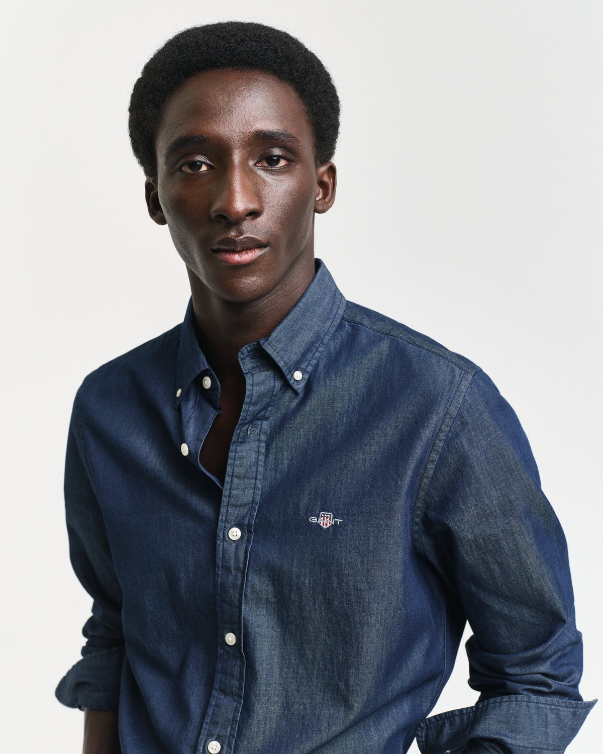 Gant Slim Indigo Button-Down Shirt in Navy