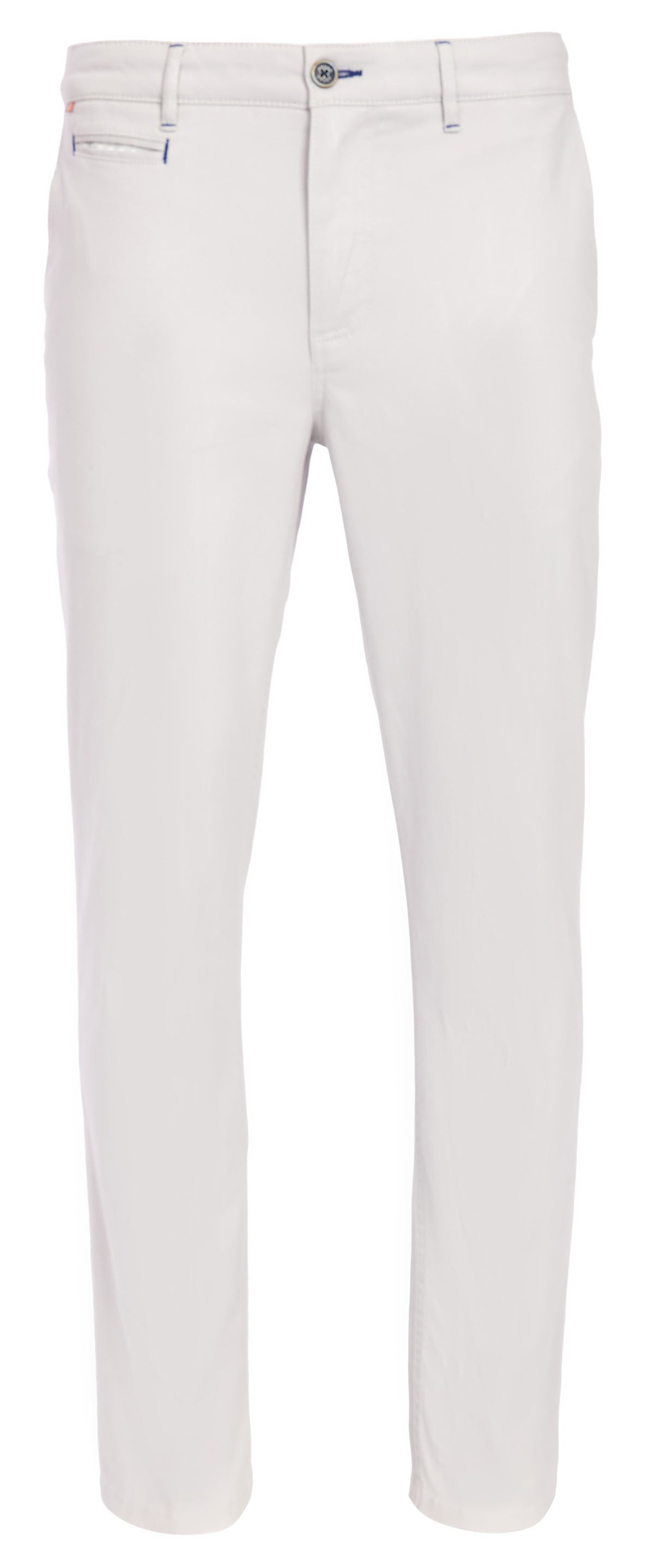 André Lucas Chino is a refined addition to any casual wardrobe, combining comfort and style effortlessly. Made from premium cotton