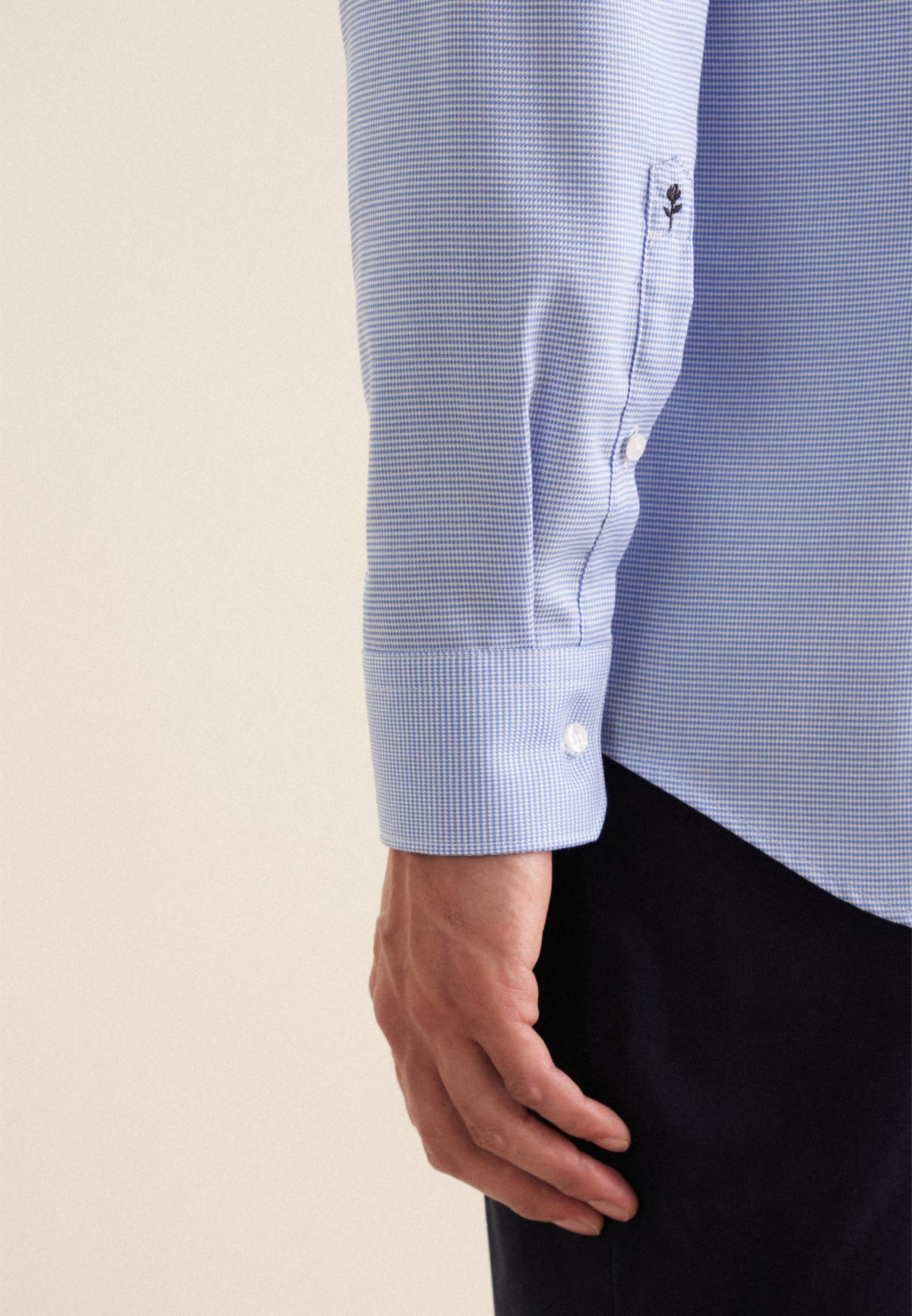 slim structure pepita