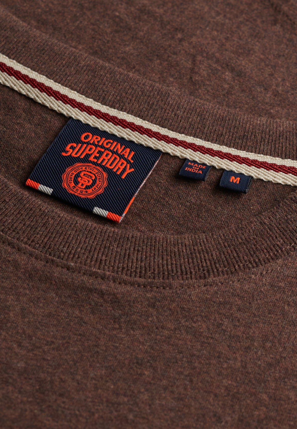 A25 M1011245A Vintage Logo emb h9e