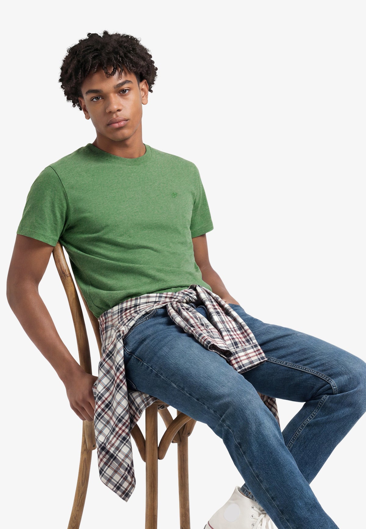 essential embroided tee