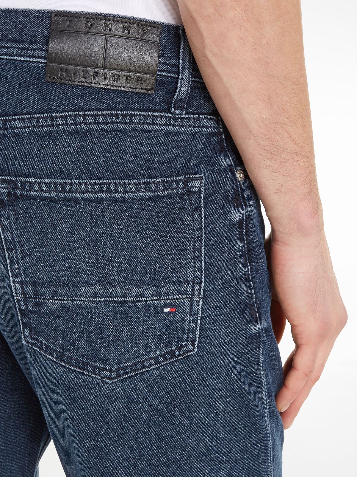 MERCER REGULAR FADED JEANS