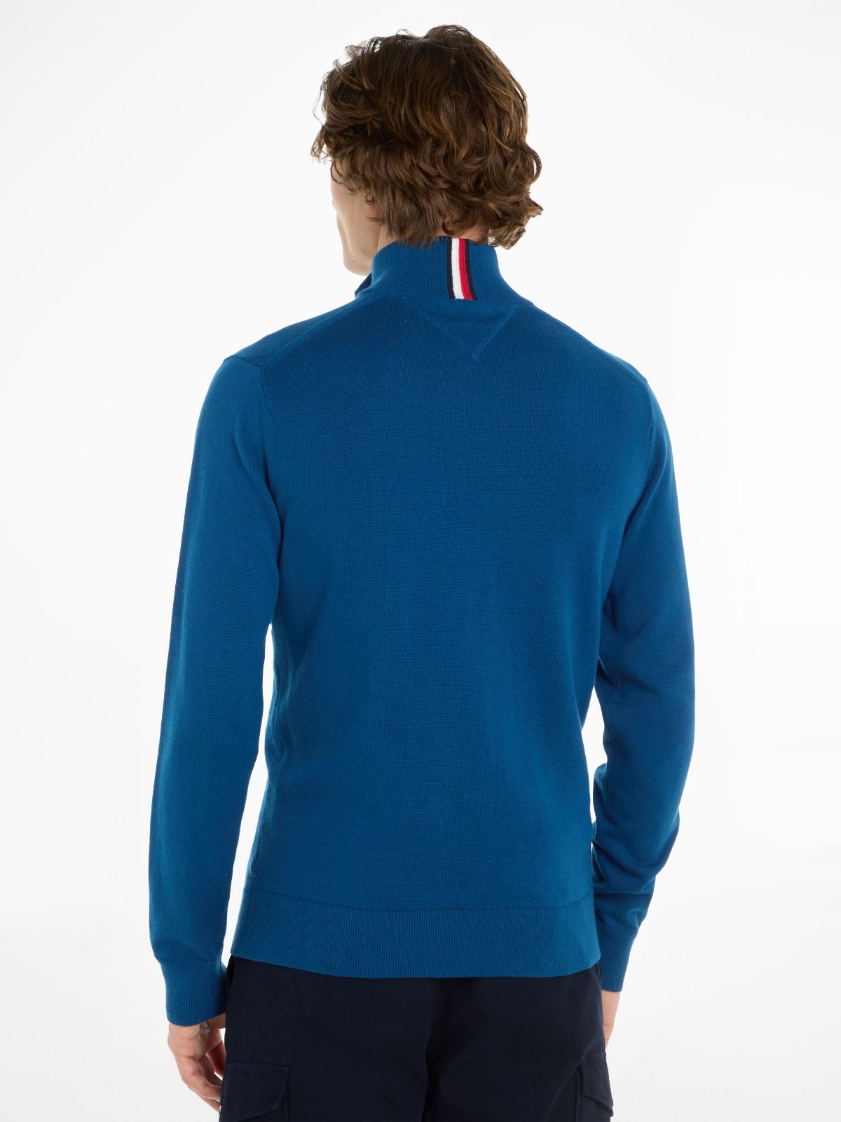 QUARTER-ZIP SIGNATURE TAPE JUMPER