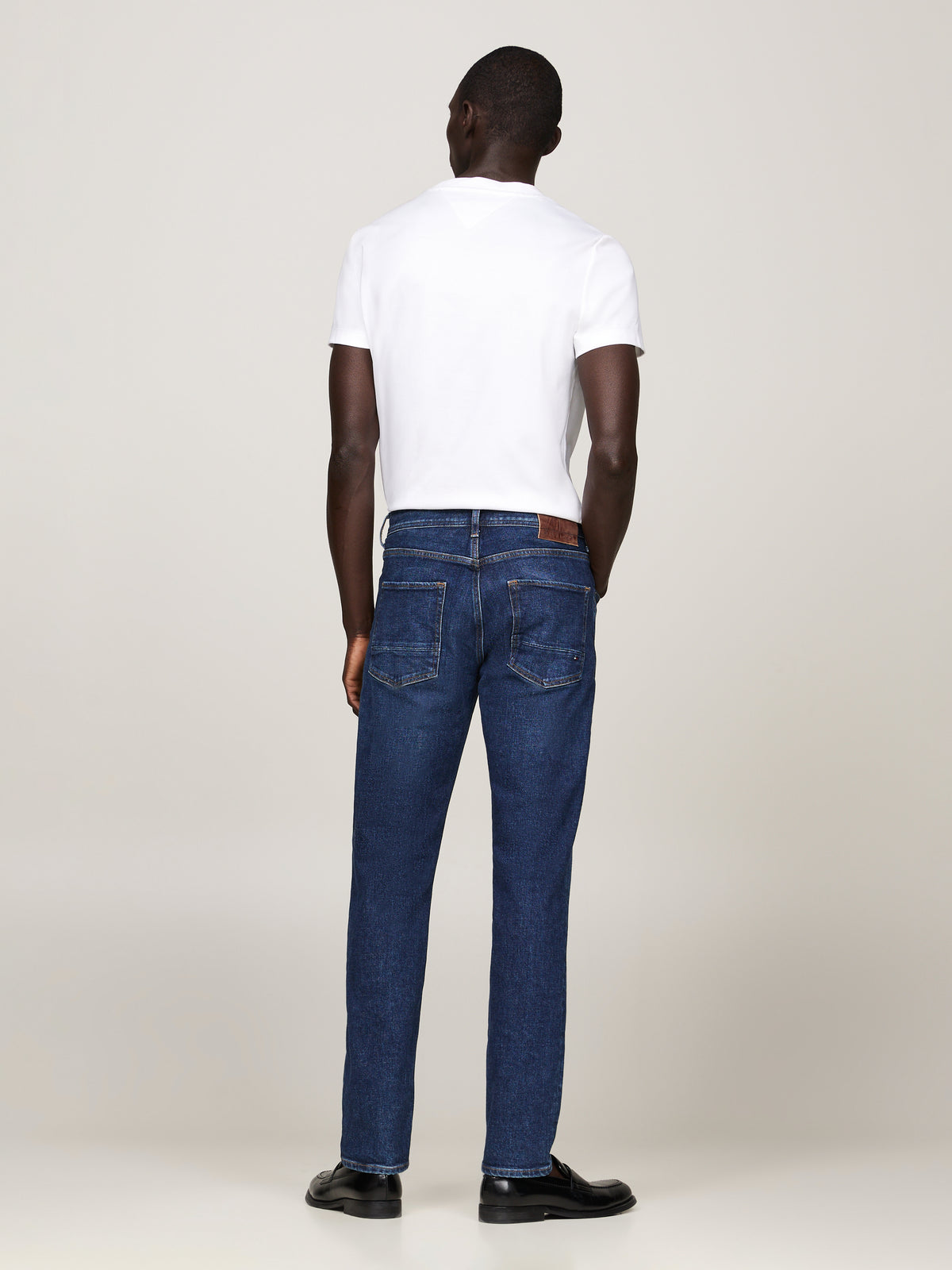 The Tommy Hilfiger Denton Baker Jeans combine classic denim appeal with a modern, sophisticated design. Known for their clean lines and tailored fit