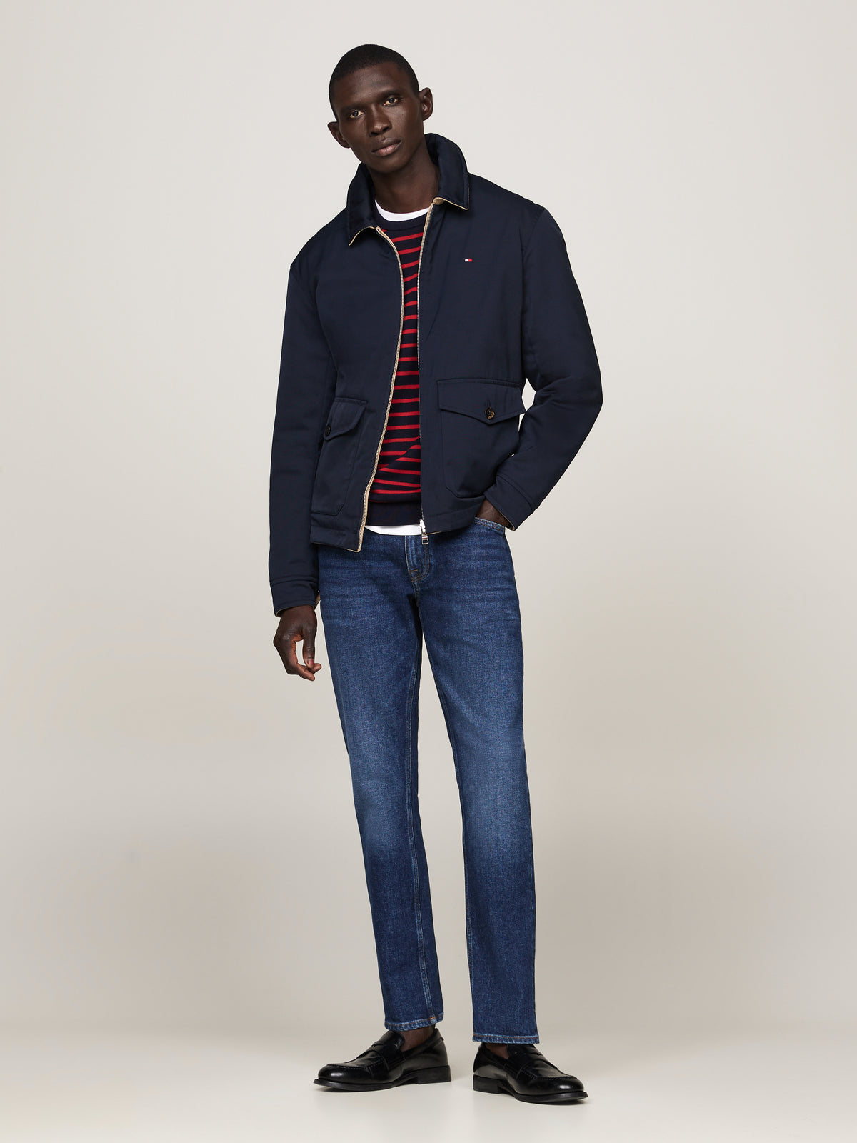 The Tommy Hilfiger Denton Baker Jeans combine classic denim appeal with a modern, sophisticated design. Known for their clean lines and tailored fit