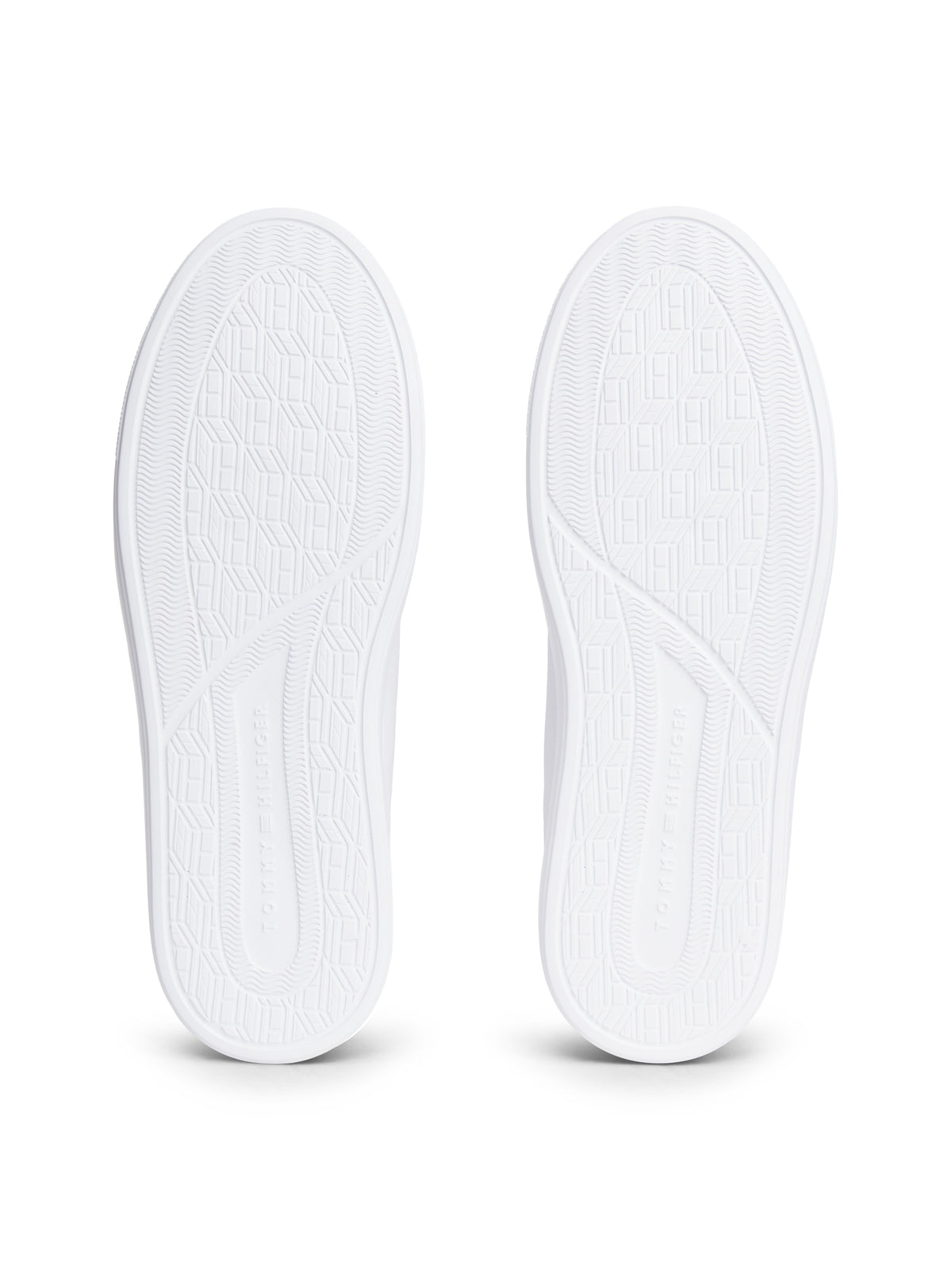 Lightweeight pin trainer