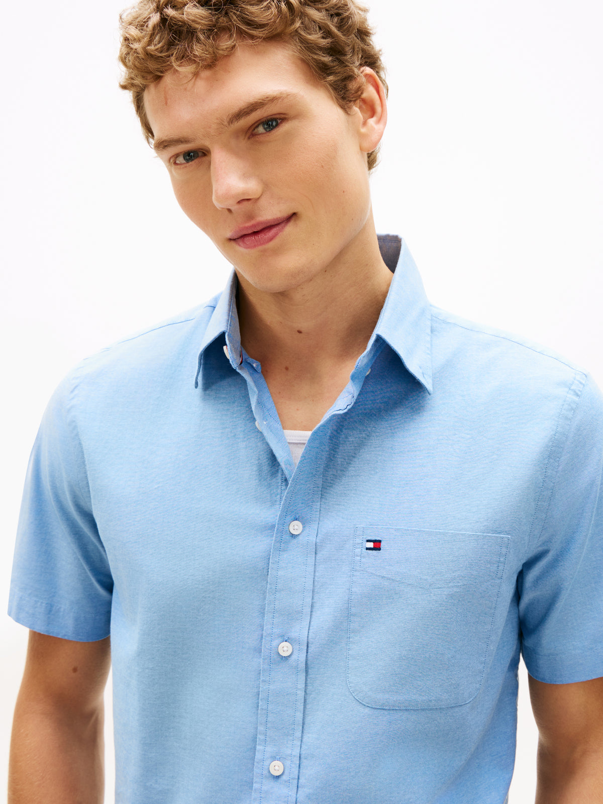 Tommy Hilfiger Regular Fit Lightweight Short Sleeve Oxford Shirt – Light Blue