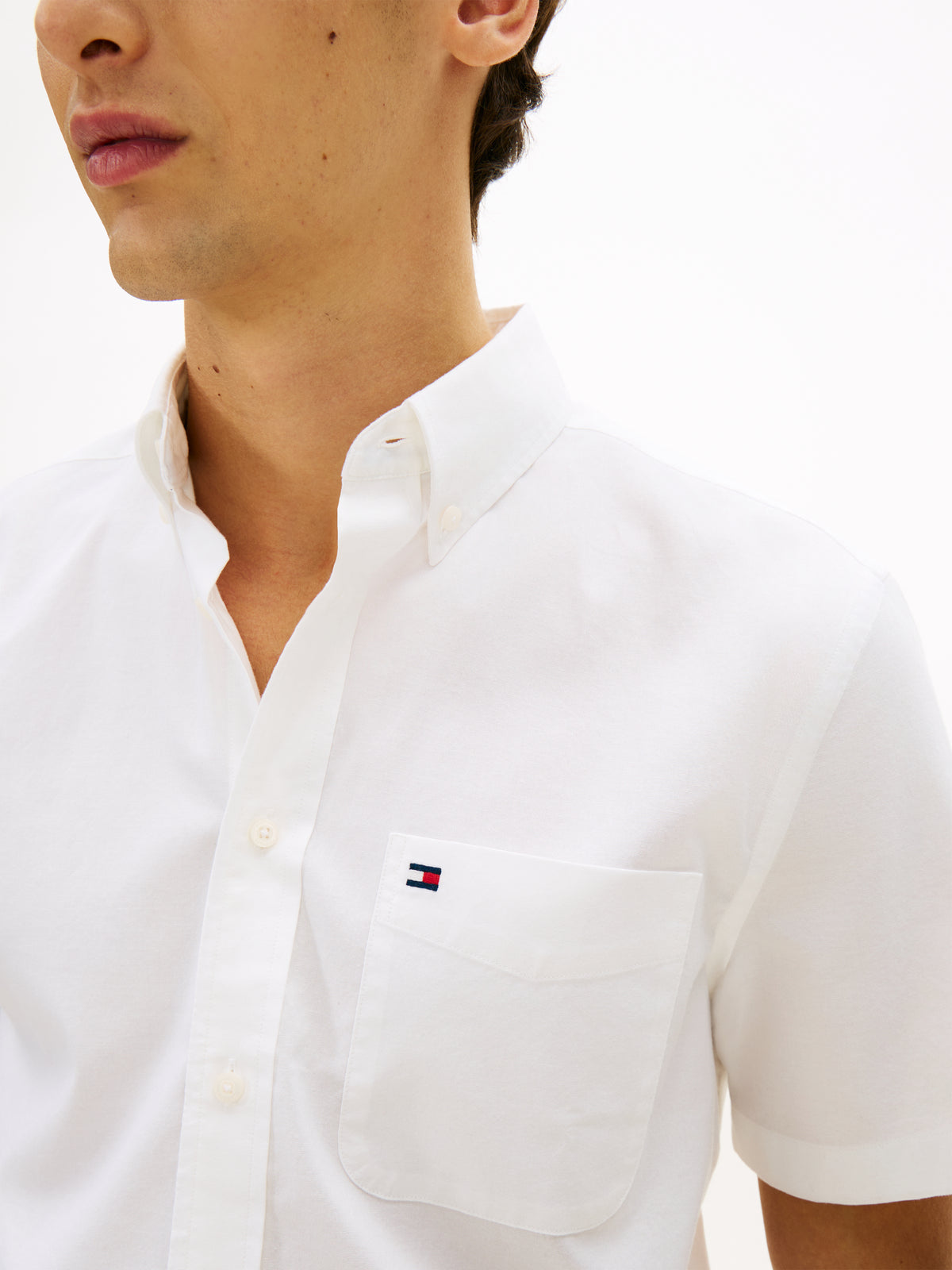 Tommy Hilfiger Regular Fit Lightweight Short Sleeve Oxford Shirt – White
