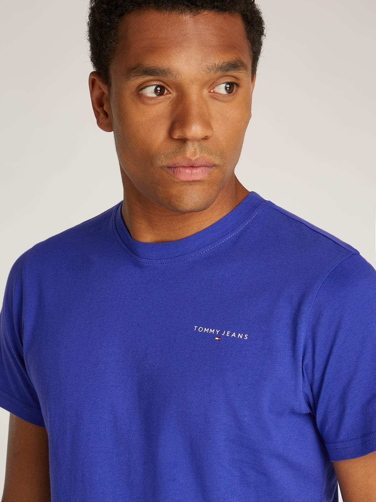 Tommy Jeans - slim linear chest tee