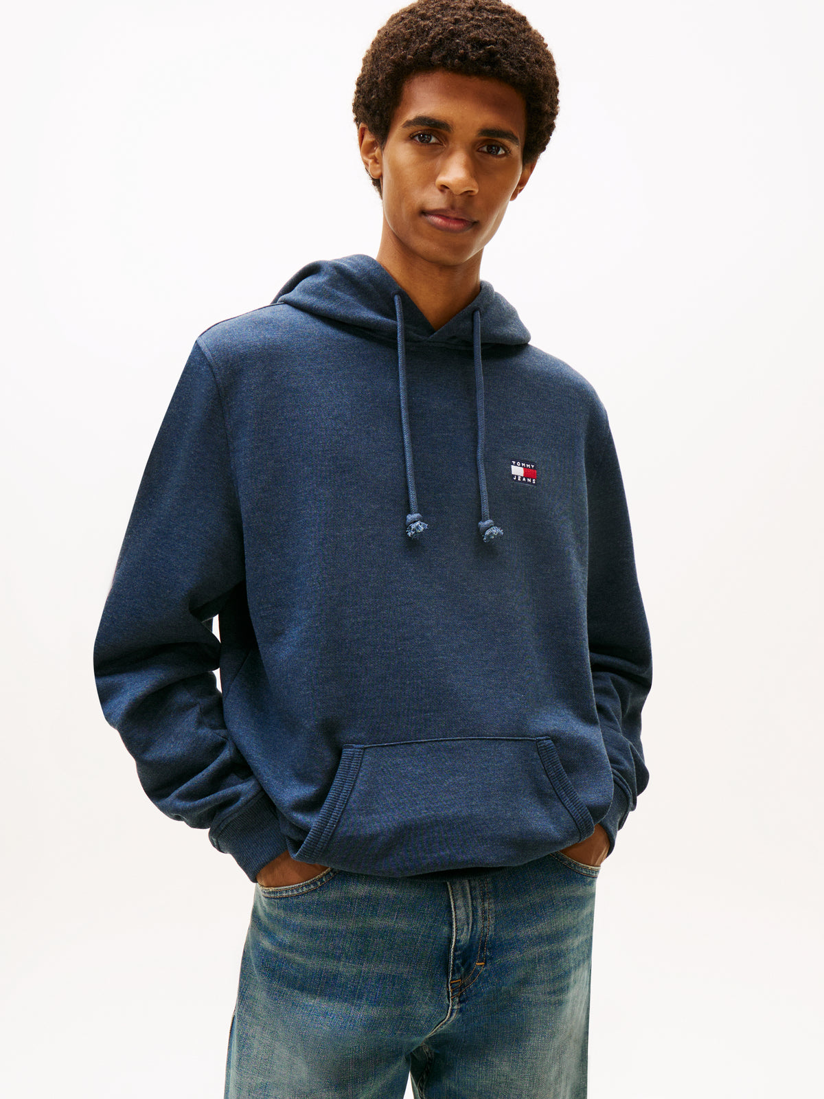 Tommy Jeans Regular Small Flag T-Shirt – Bright Blue