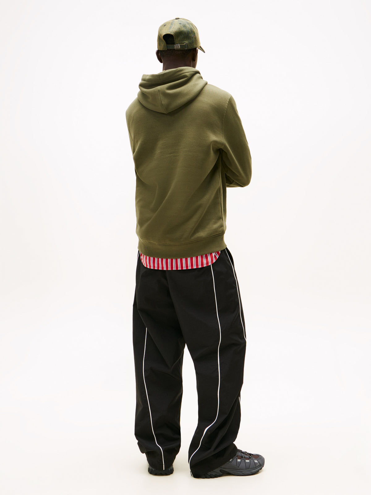 X25 DM0DM20746 GY1 Dark Greenery