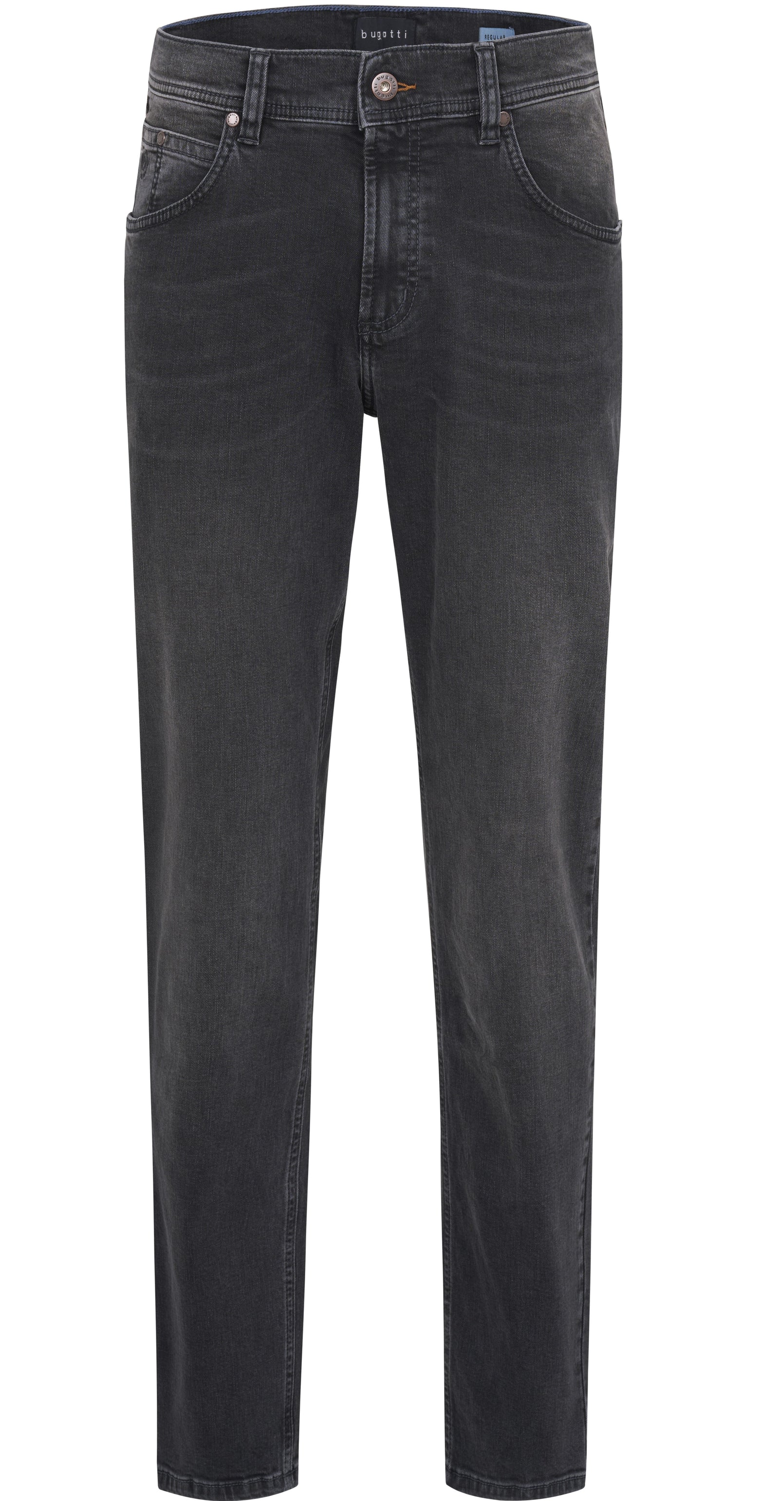 Bugatti Nevada Jean offers a perfect blend of comfort, style, and durability, making it a versatile choice for any casual wardrobe. 