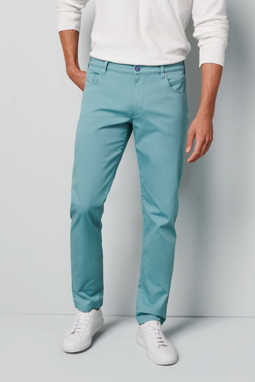 M5 Slim Jean